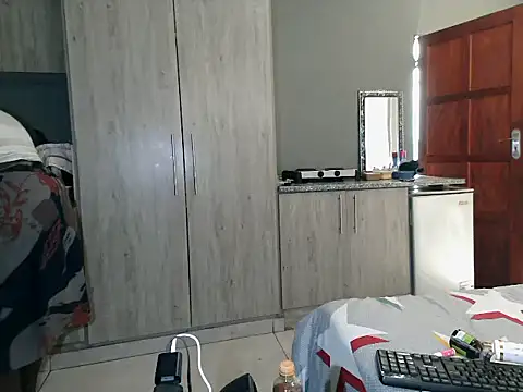 WetwetPussy31's cam snapshot