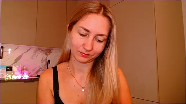 BluueSilk's cam snapshot