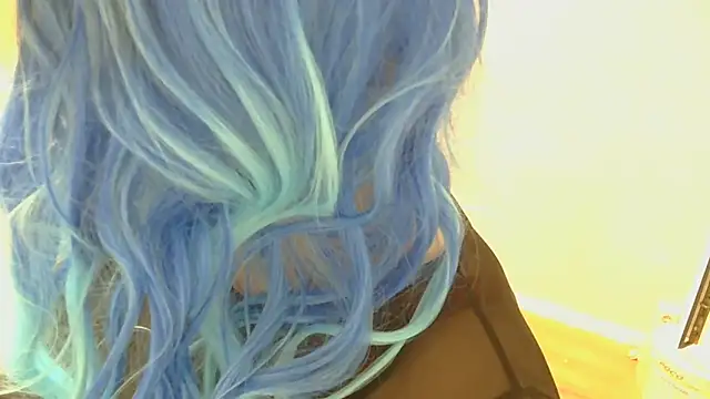 YourPainDealer's cam snapshot