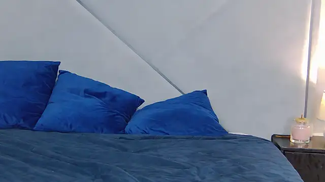 NicoleRosss's cam snapshot