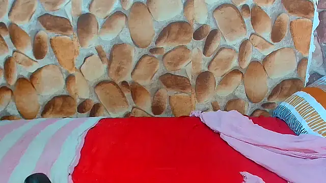 AfricanBigAssxx98's cam snapshot