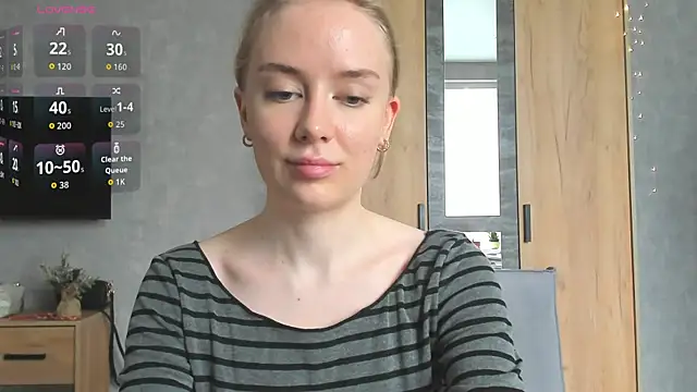 TheShyFairy's cam snapshot