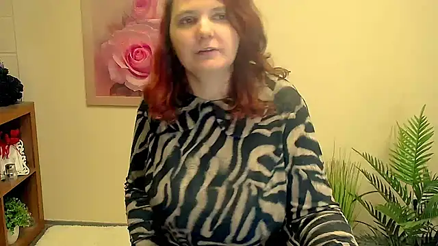 TwoBigSuns's cam snapshot