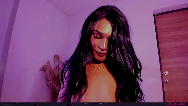 carolinemiller7's cam snapshot