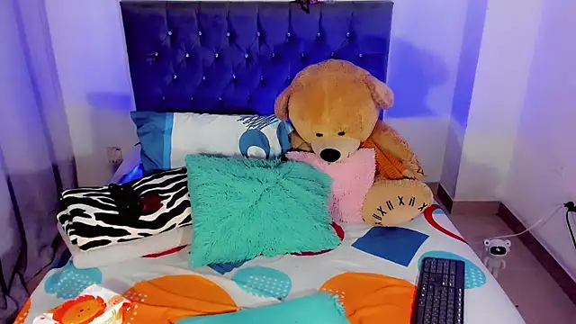 Zakura_hot1's cam snapshot