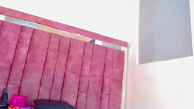 katherine_x1's cam snapshot