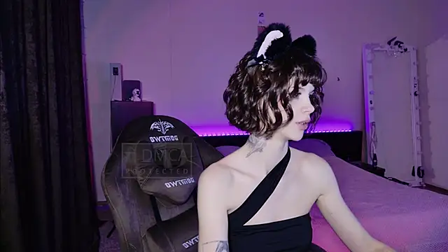 Ebfaafret's cam snapshot