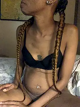 Jasmine_FullsShine's cam snapshot