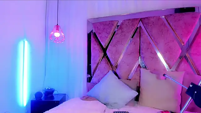 atenea_taylor_'s cam snapshot