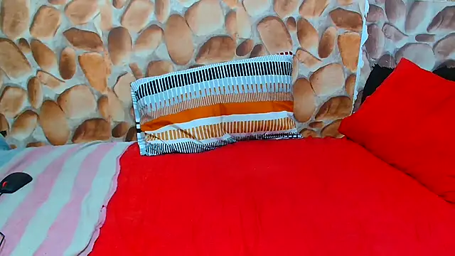 AfricanBigAssxx98's cam snapshot