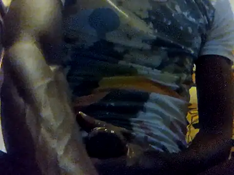 LookingLover34's cam snapshot