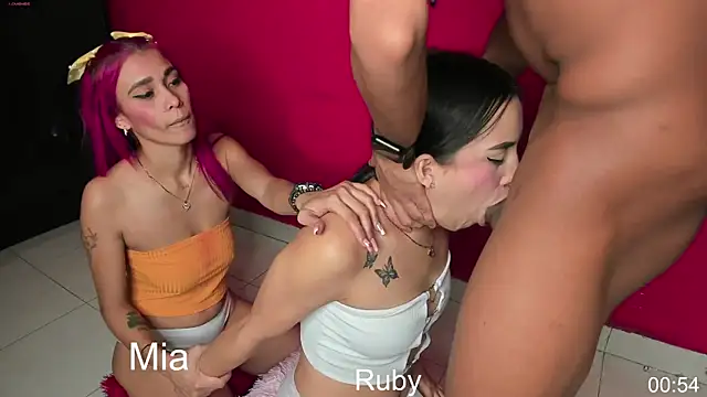 sexy_latinas_69's cam snapshot