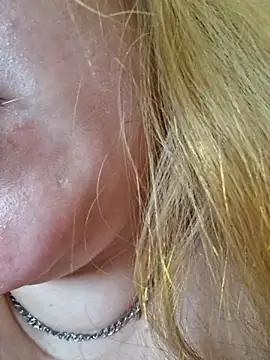 LianaJu's cam snapshot