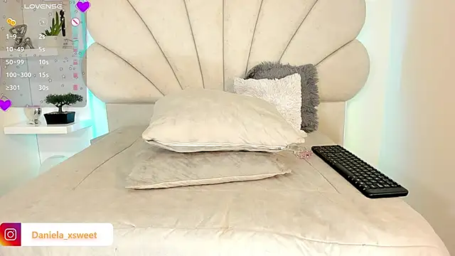 Danielaangelina live sex cam