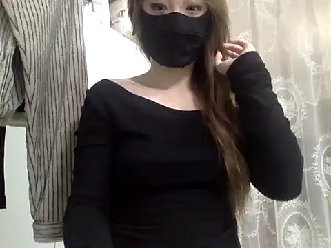 Mia_8's cam snapshot