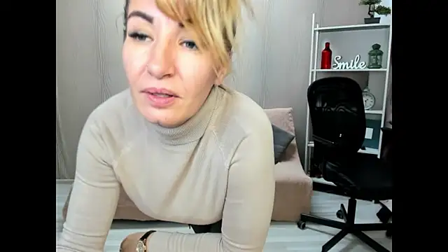 Cassandra_Hotty's cam snapshot