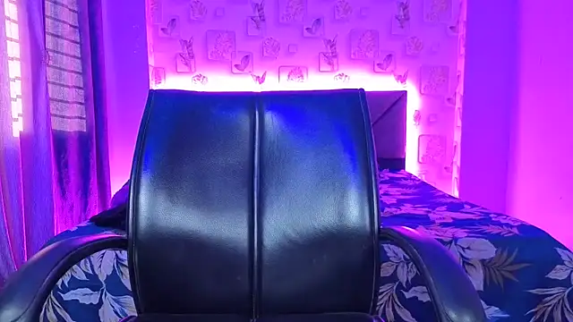 BABY_RANI_'s cam snapshot