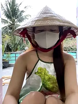 BabyThree_'s cam snapshot