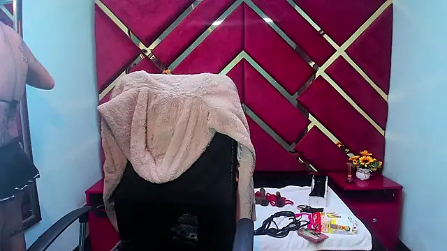 Kataleya_Luck's cam snapshot