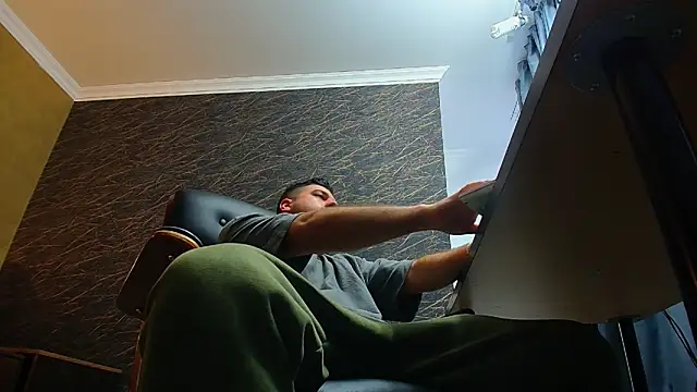 JoshKnights's cam snapshot