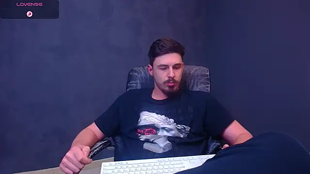 EnzoRace's cam snapshot