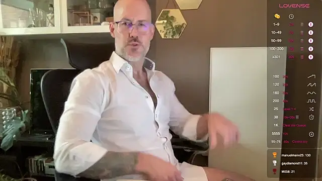 the_new_fit_rubinho's cam snapshot