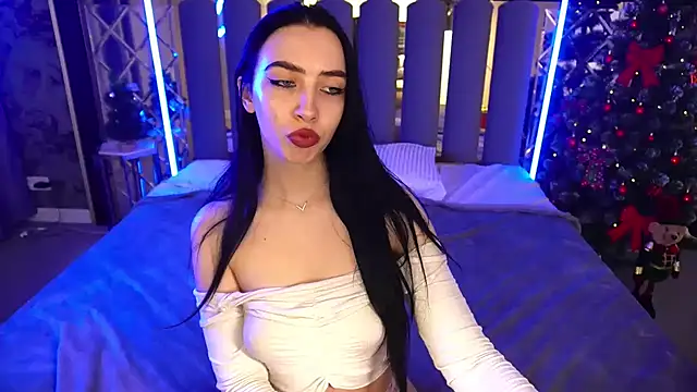 WildKittenX_'s cam snapshot