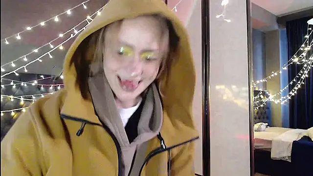 tokyomeow's cam snapshot