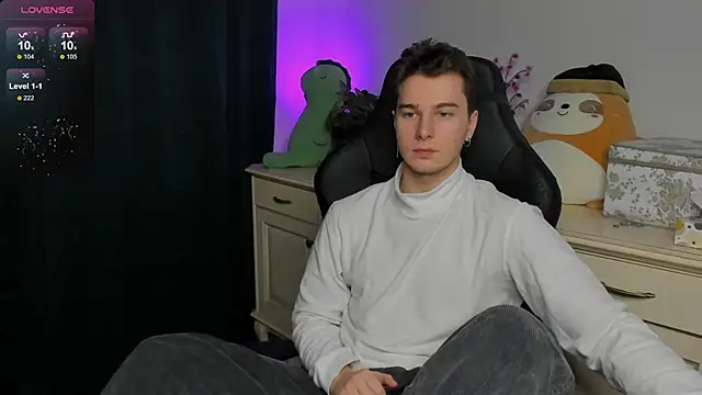 Vincent_Strong's cam snapshot