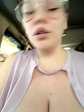 RinaBOOBS90j's cam snapshot