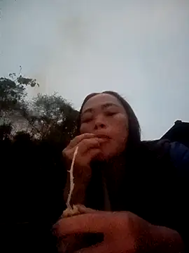 CoMay003's cam snapshot