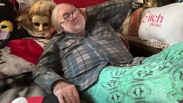 EroticVenetian's cam snapshot