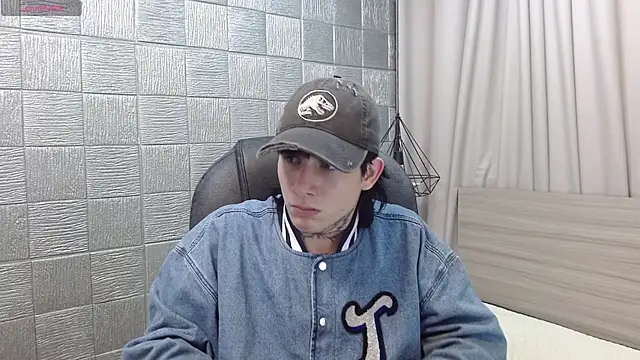 Iantwink18's cam snapshot