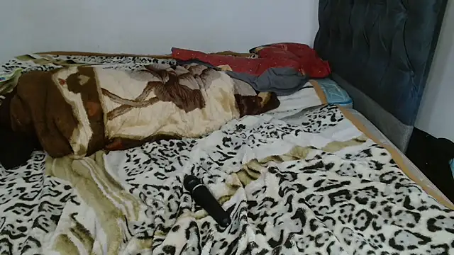 Ciara-Mia's cam snapshot