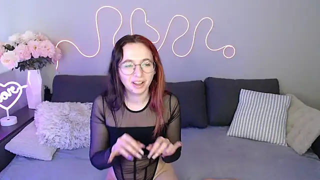 Mini_Diva's cam snapshot