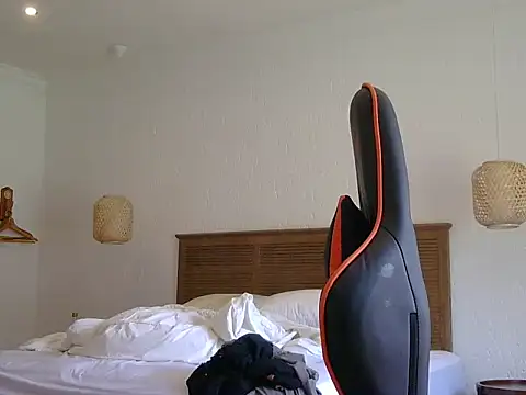 TroyDieselXXX's cam snapshot