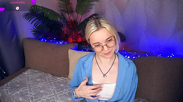 EdaKirkIin's cam snapshot