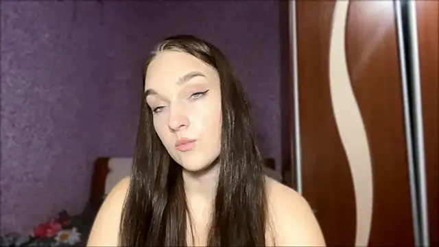 YahairaDuracher's cam snapshot