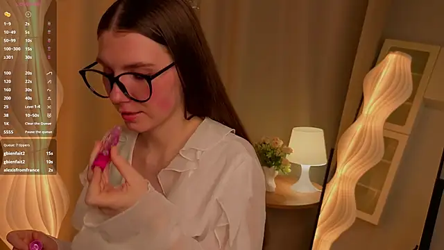 MelitaMoote live sex cam