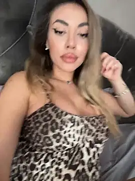 BabesGoWild's cam snapshot