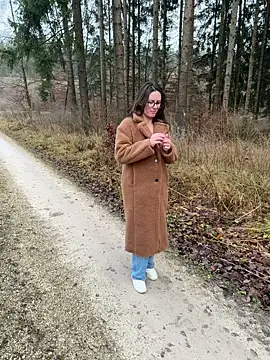 AvaFlowers6's cam snapshot