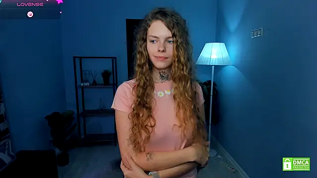 RayaNenlia live sex cam