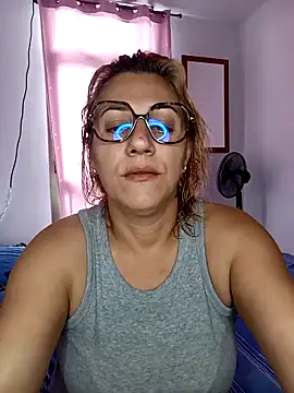 EvilBeba's cam snapshot