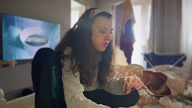 bunnythetailor's cam snapshot