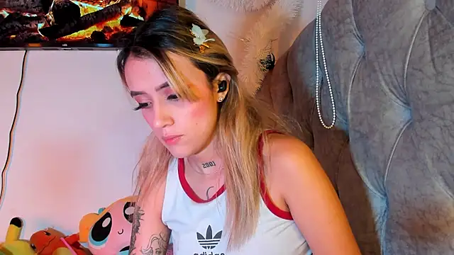 Sabrina_Cole's cam snapshot