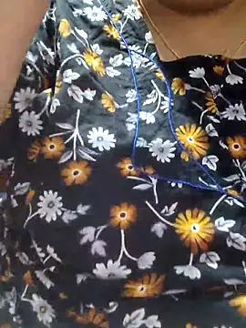 tamilthanushri's cam snapshot