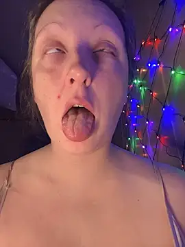 TheFishWife's cam snapshot