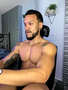 ARON_TAYLER01's cam snapshot