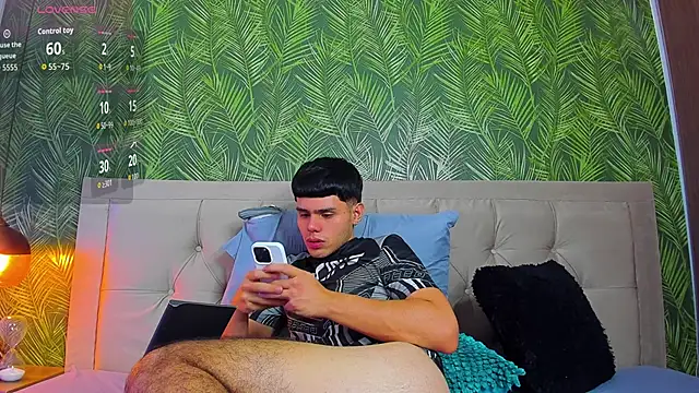 Nathaniel_Park's cam snapshot