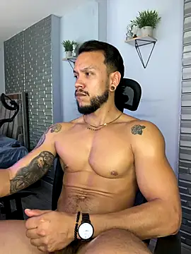 ARON_TAYLER01's cam snapshot